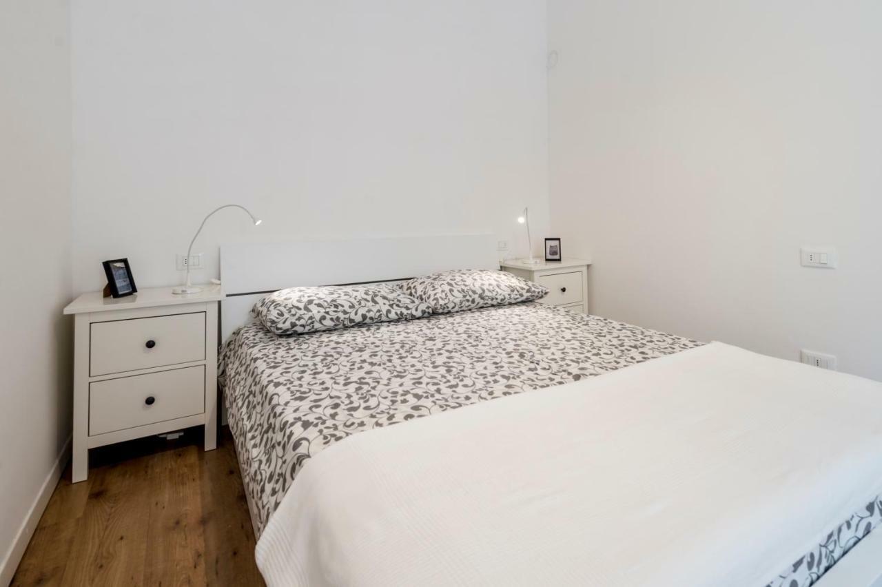 Zara Apartment เตรนโต ภายนอก รูปภาพ